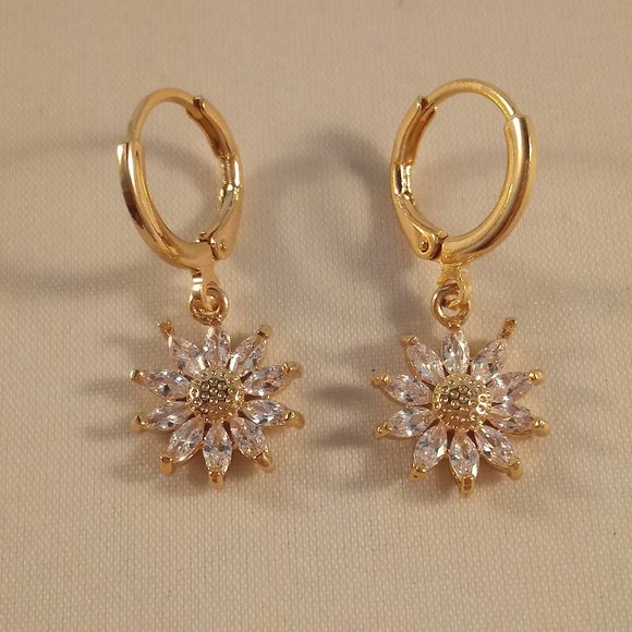 18K Yellow Gold Filled Diamond Zircon Sunflower Dangle Earrings Women Party Gift - Picture 2 of 4